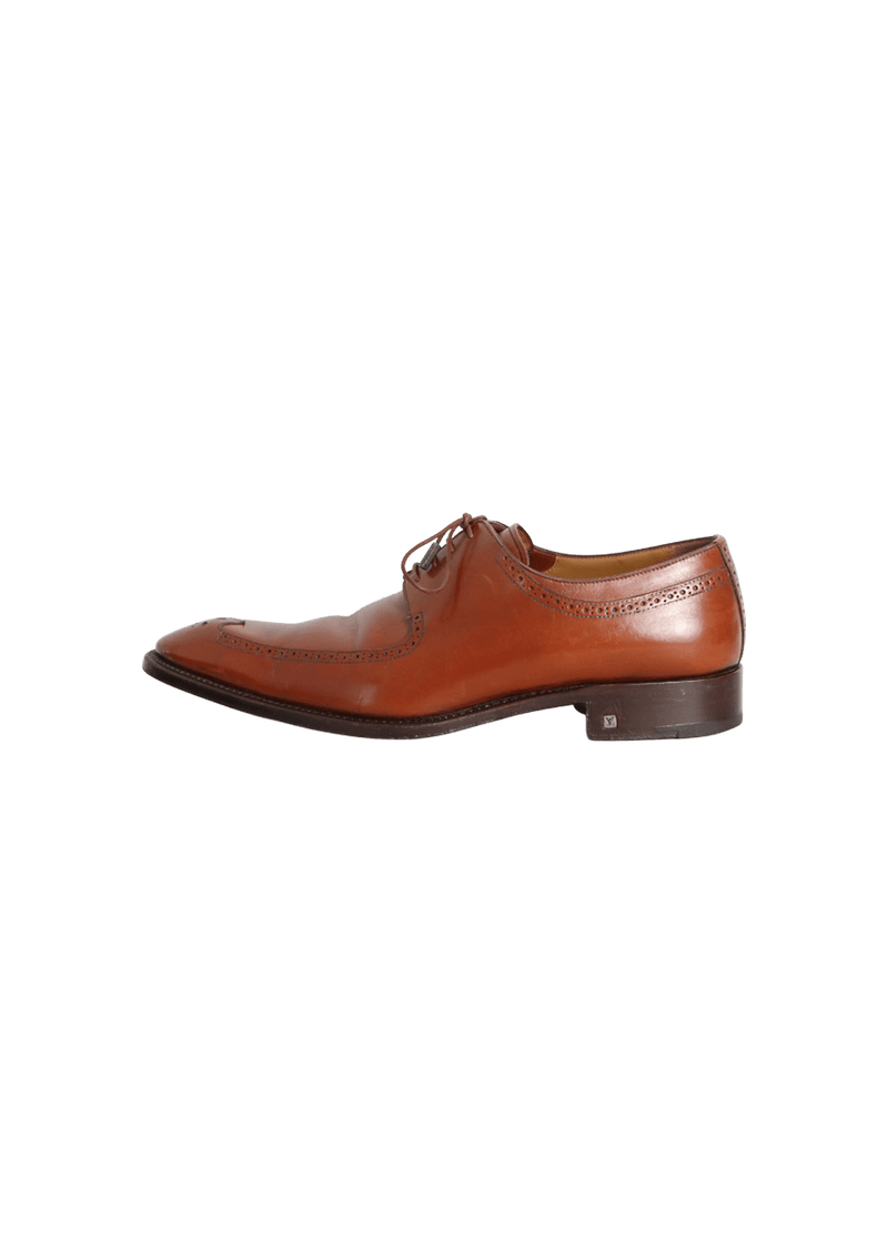 LEATHER BROGUE LACE UPS OXFORDS  42.5