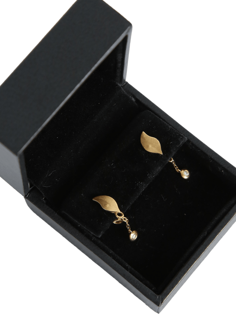 PENDULUM LEAVES DIAMOND EARRINGS