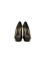 PATENT EYELINE PLATFORM PUMPS 39