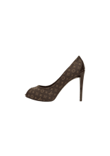 ROMANCE PUMPS 37