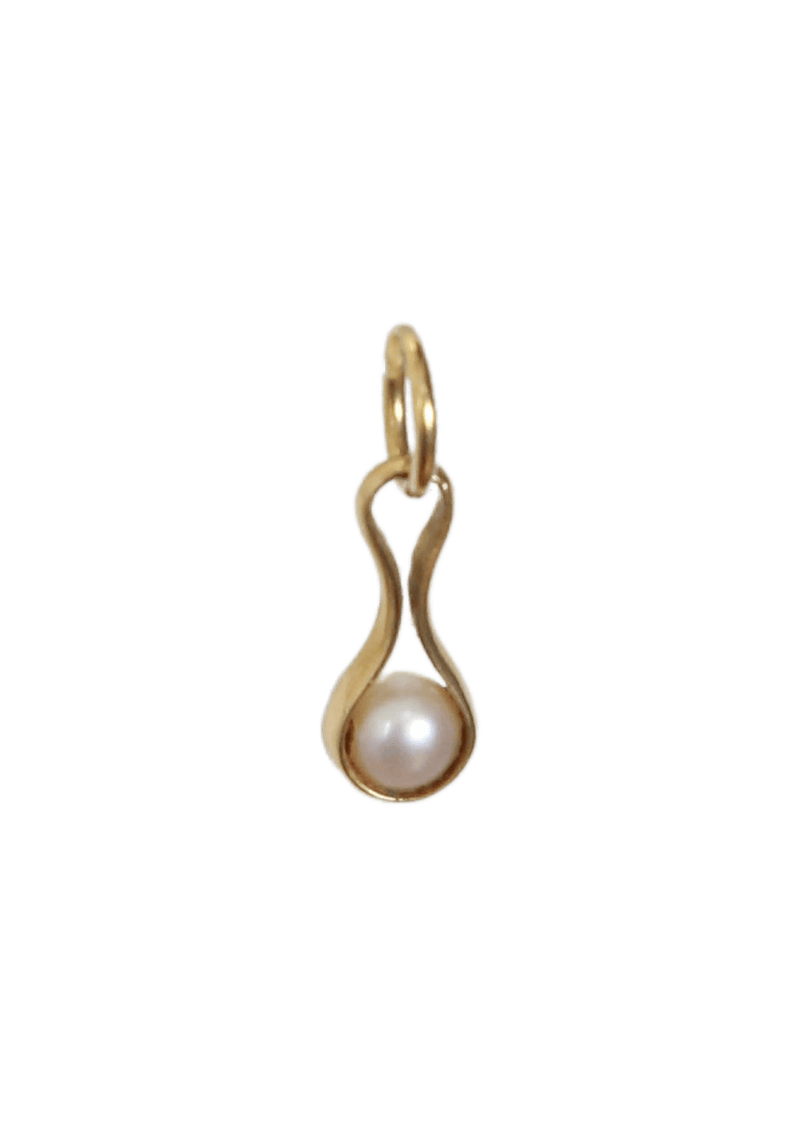 PEARL PENDANT