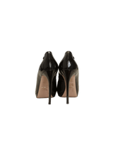 PATENT LEATHER PUMPS 40