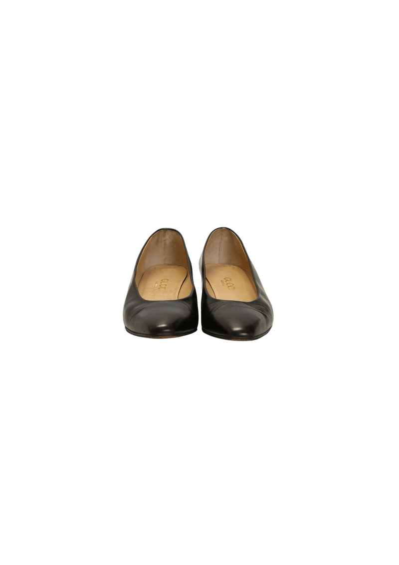 VINTAGE LEATHER PUMPS 34