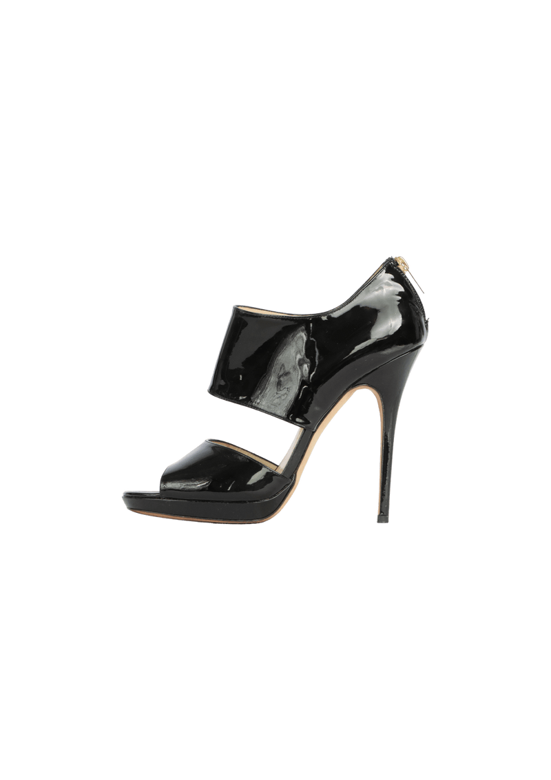 PATENT LEATHER PUMPS 38