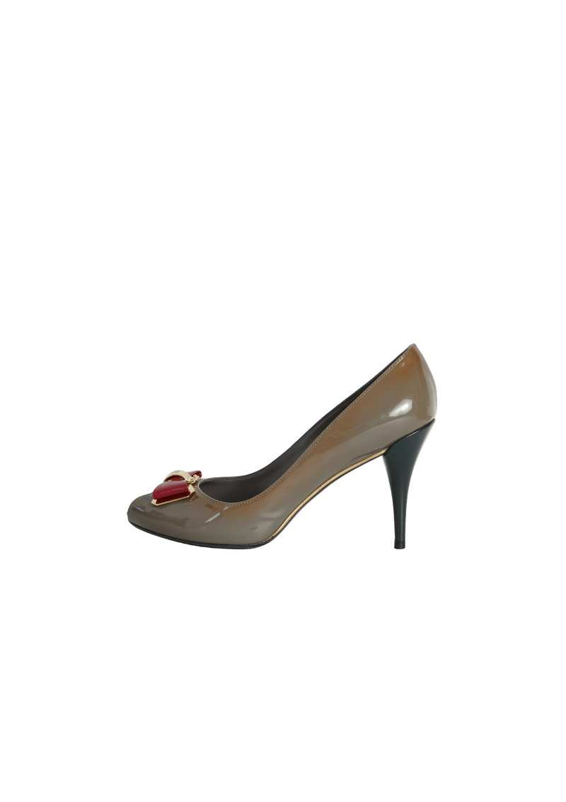 PATENT LEATHER PEEP TOE 35