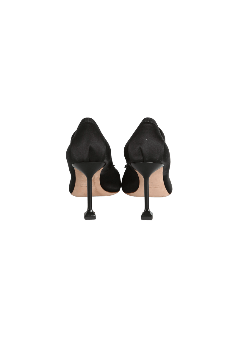 BALLERINA TOE SATIN PUMPS 37