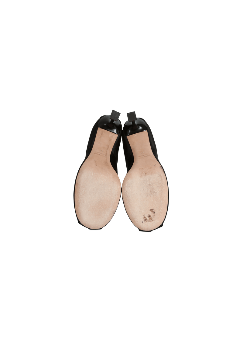 BALLERINA TOE SATIN PUMPS 37