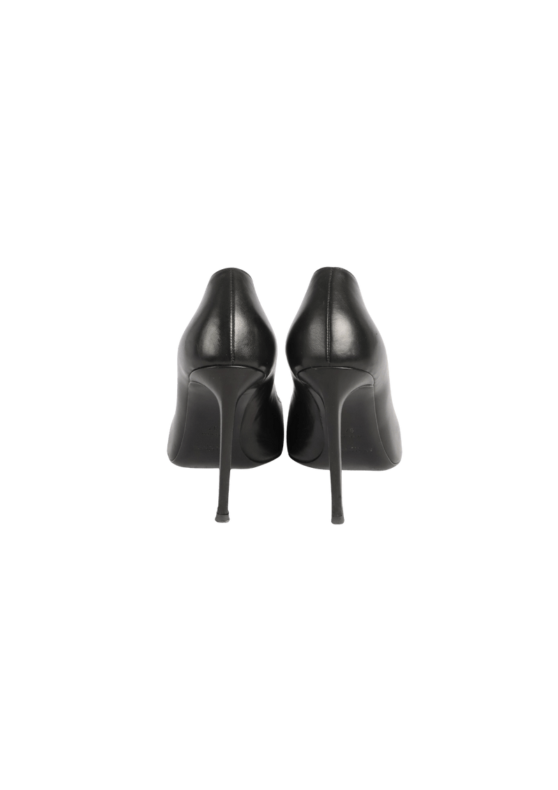 LEATHER PUMPS 35