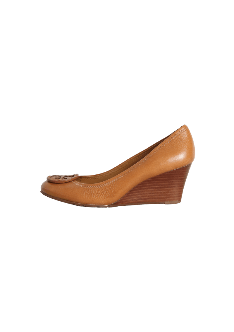 Tory burch hot sale sophie wedge