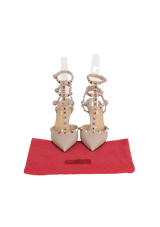 ROCKSTUD PUMPS 36