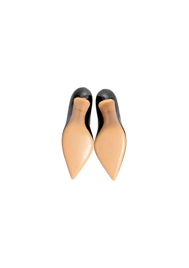 LEATHER PUMPS 38