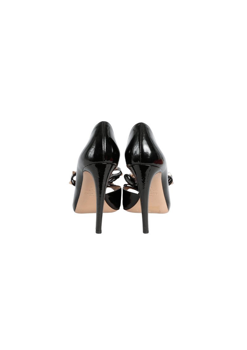 ROCKSTUD PUMPS 37