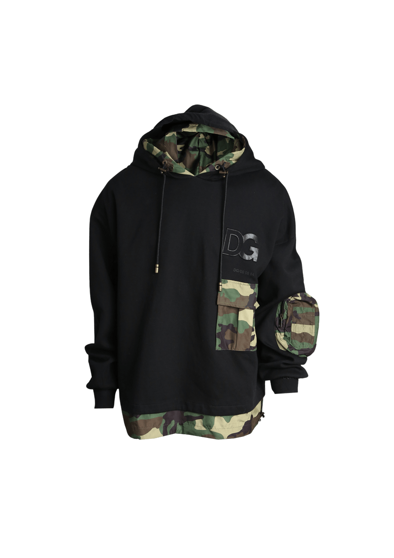 BLACK AND CAMO HOODIE M