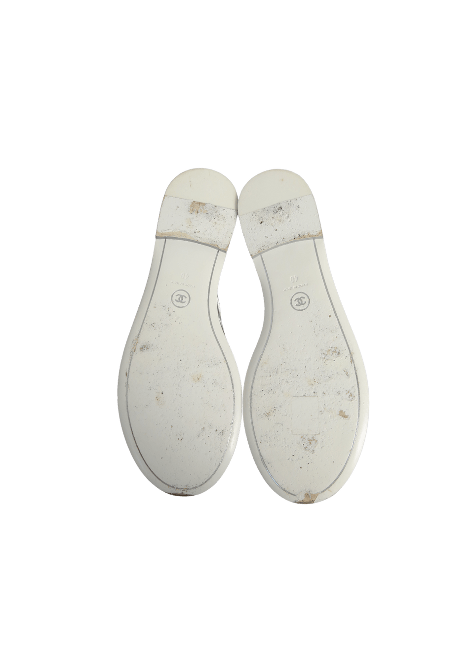 靴 Vintage Chanel CC Logo Sandals 38 1/2 SANDÁLIA CHANEL INTERLOCKING CC LOGO SANDALS PRATA 38