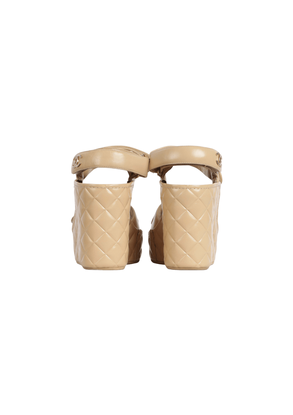 CHANEL サンダル　38 SANDÁLIA CHANEL INTERLOCKING CC MATELASSÉ STRAP SANDALS 38 BEGE