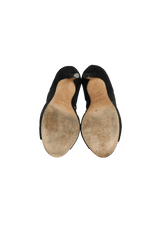 SUEDE SANDALS 32