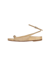 FLAT SANDALS 34