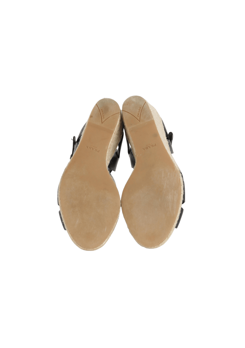 LEATHER ESPADRILLES 38