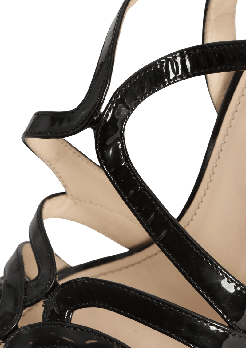 PATENT LEATHER SANDALS 35