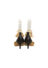 VINTAGE PEARL PUMPS 36