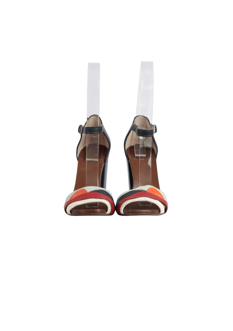 LEATHER SANDALS 37
