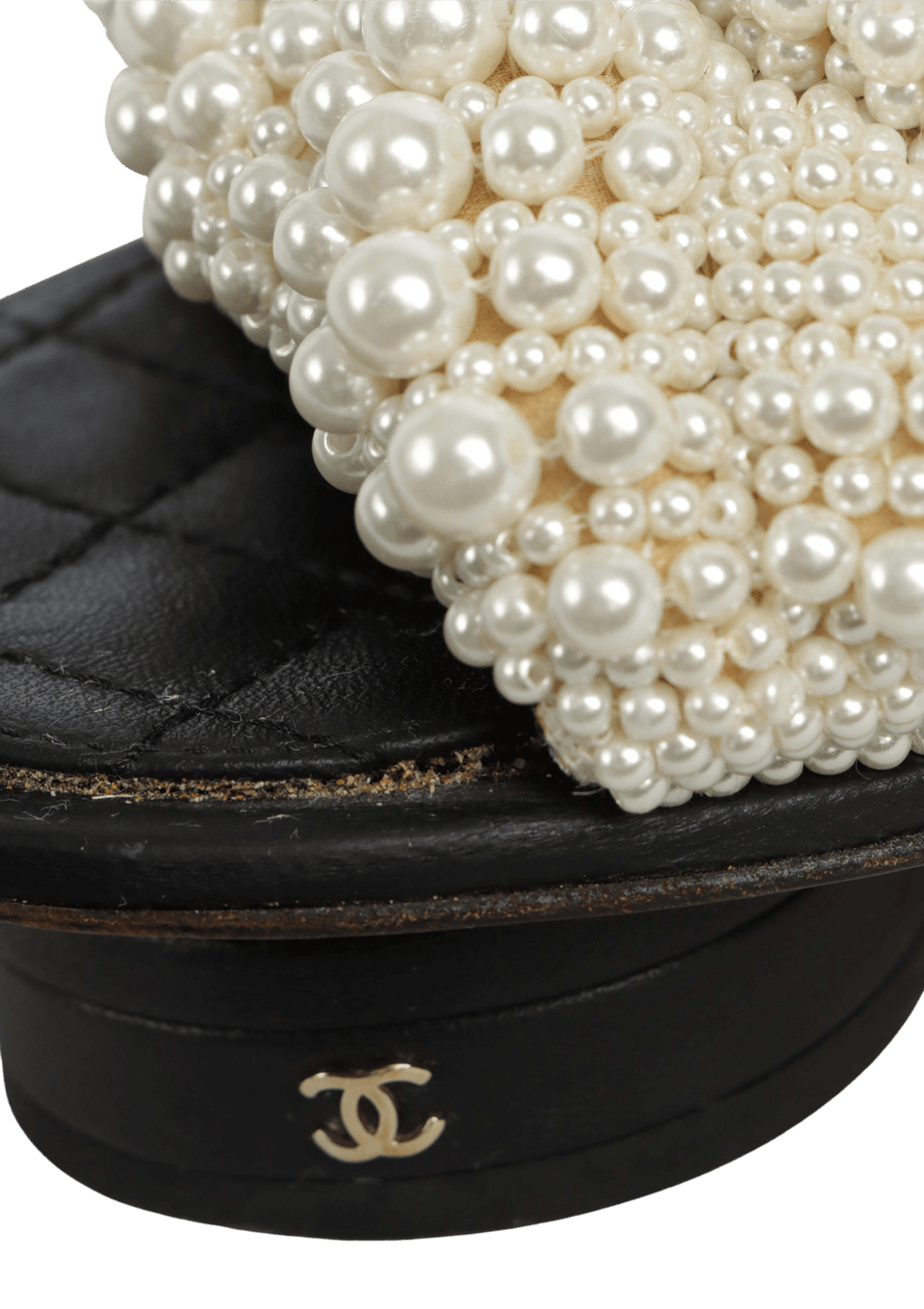 CALFSKIN PEARL CORD CC SLIDES 38