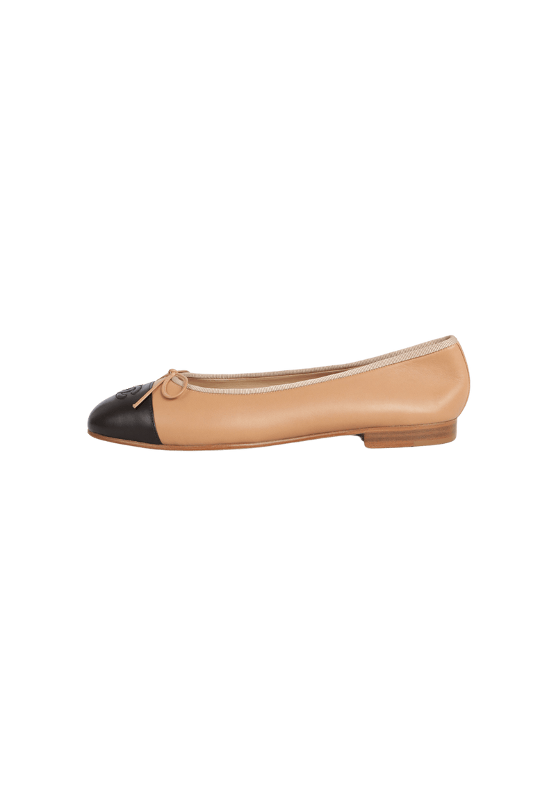 CC CAP-TOE LEATHER BALLET FLATS 38