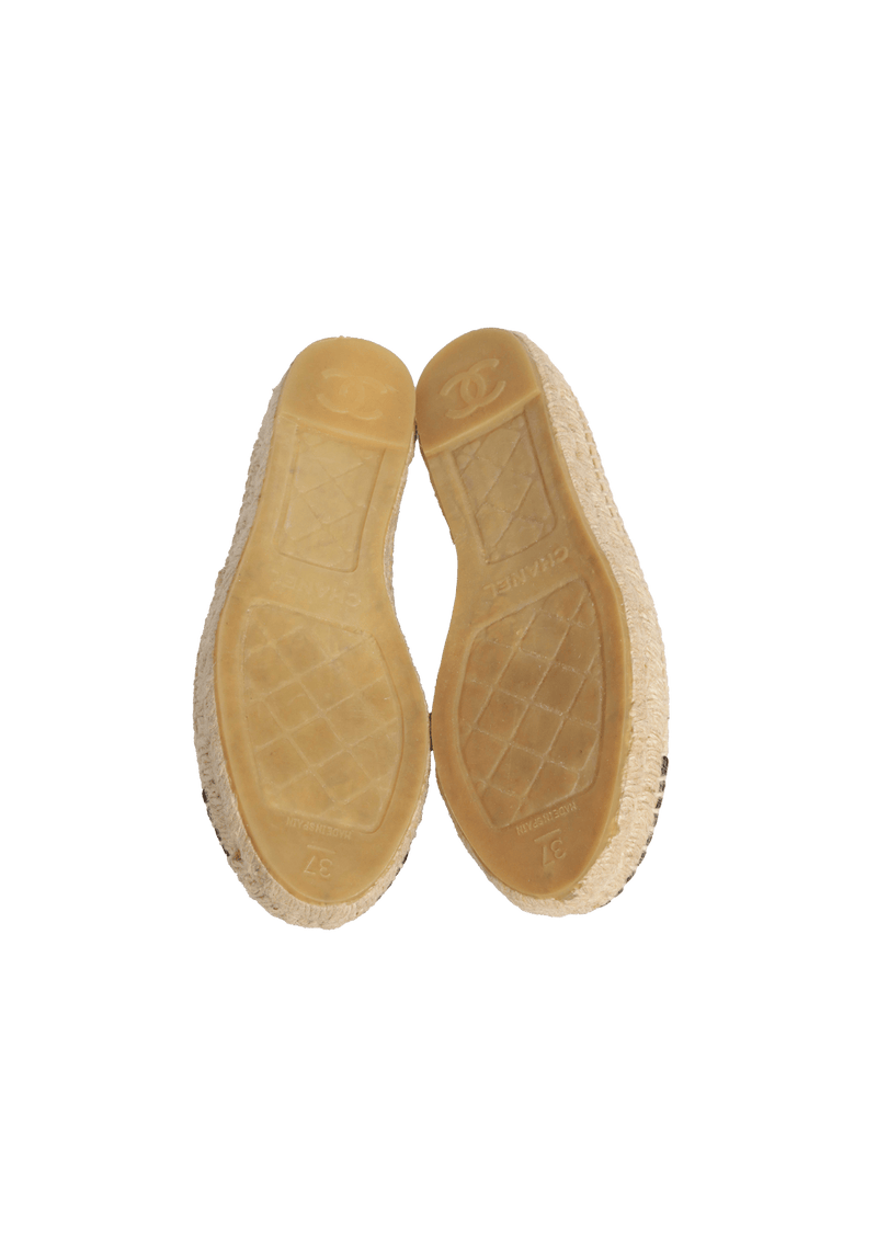 INTERLOCKING CC LOGO LEATHER ESPADRILLES 35