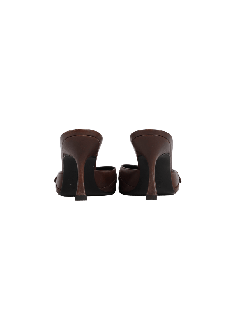 LEATHER MULES 36.5