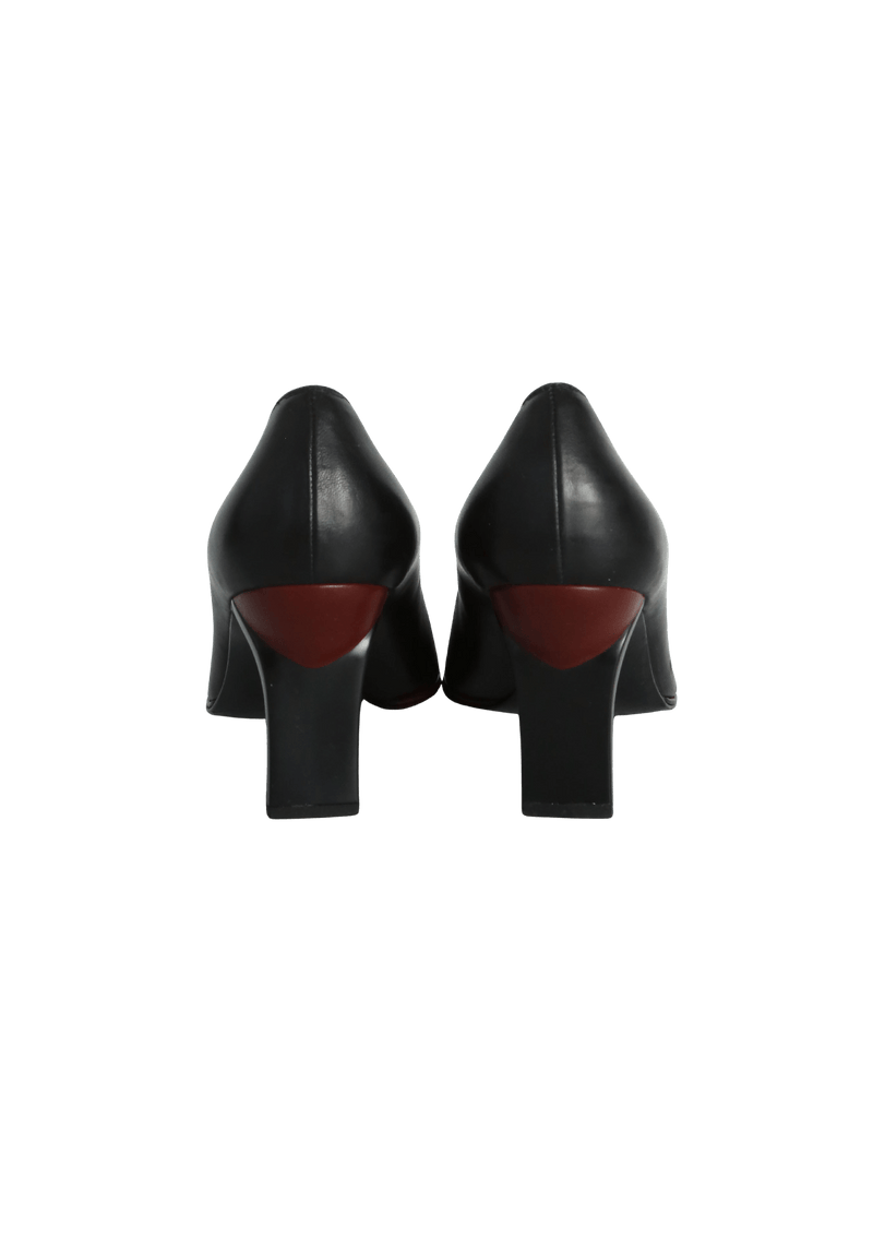 LEATHER PUMPS 38.5