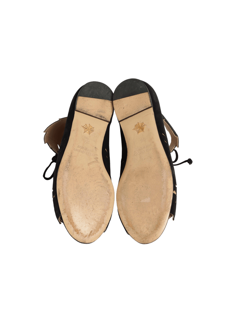 EVE LEAF SUEDE FLATS 33