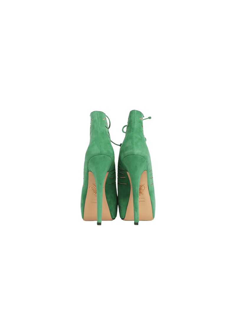 SUEDE PUMPS 32