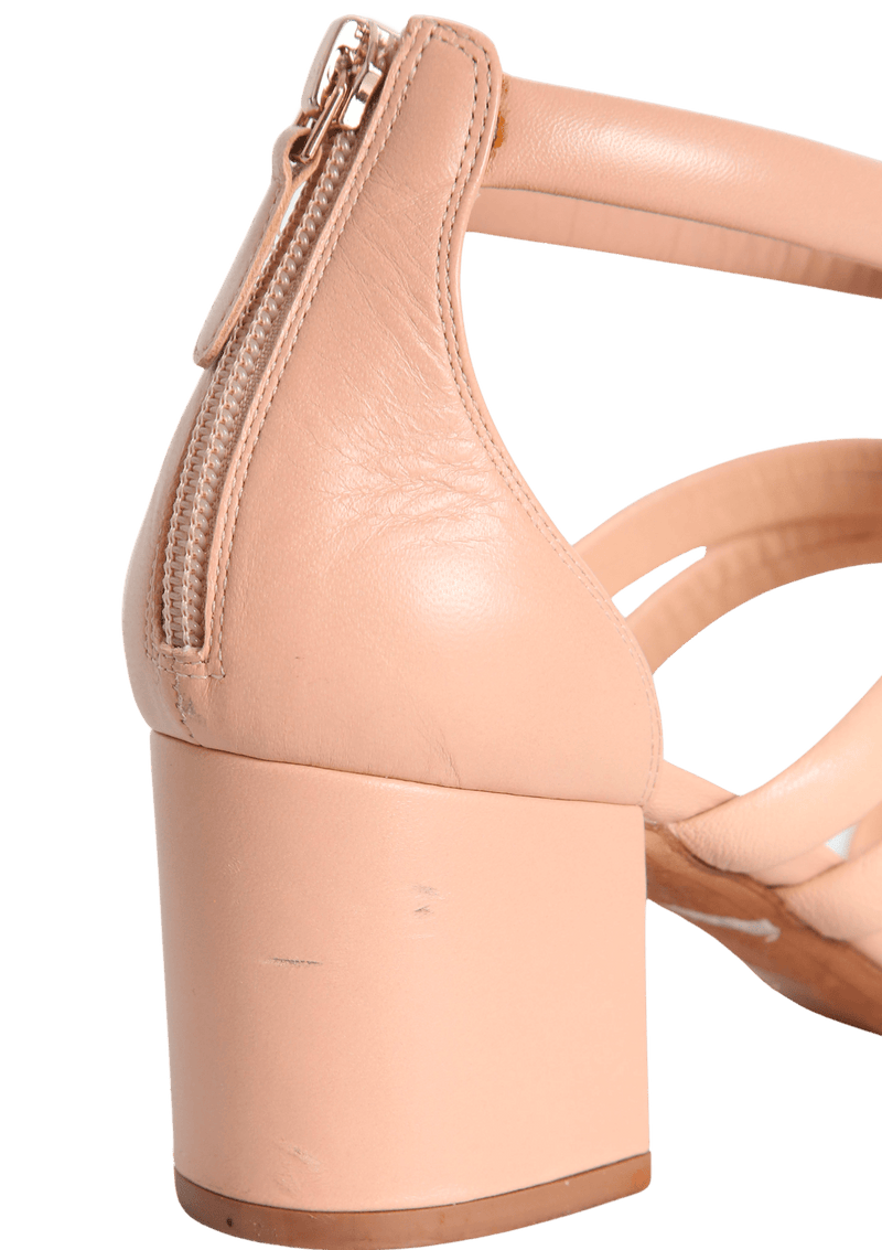 LEATHER SANDALS 37