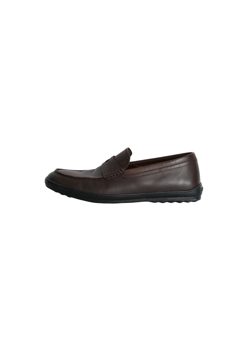 LEATHER LOAFERS 40