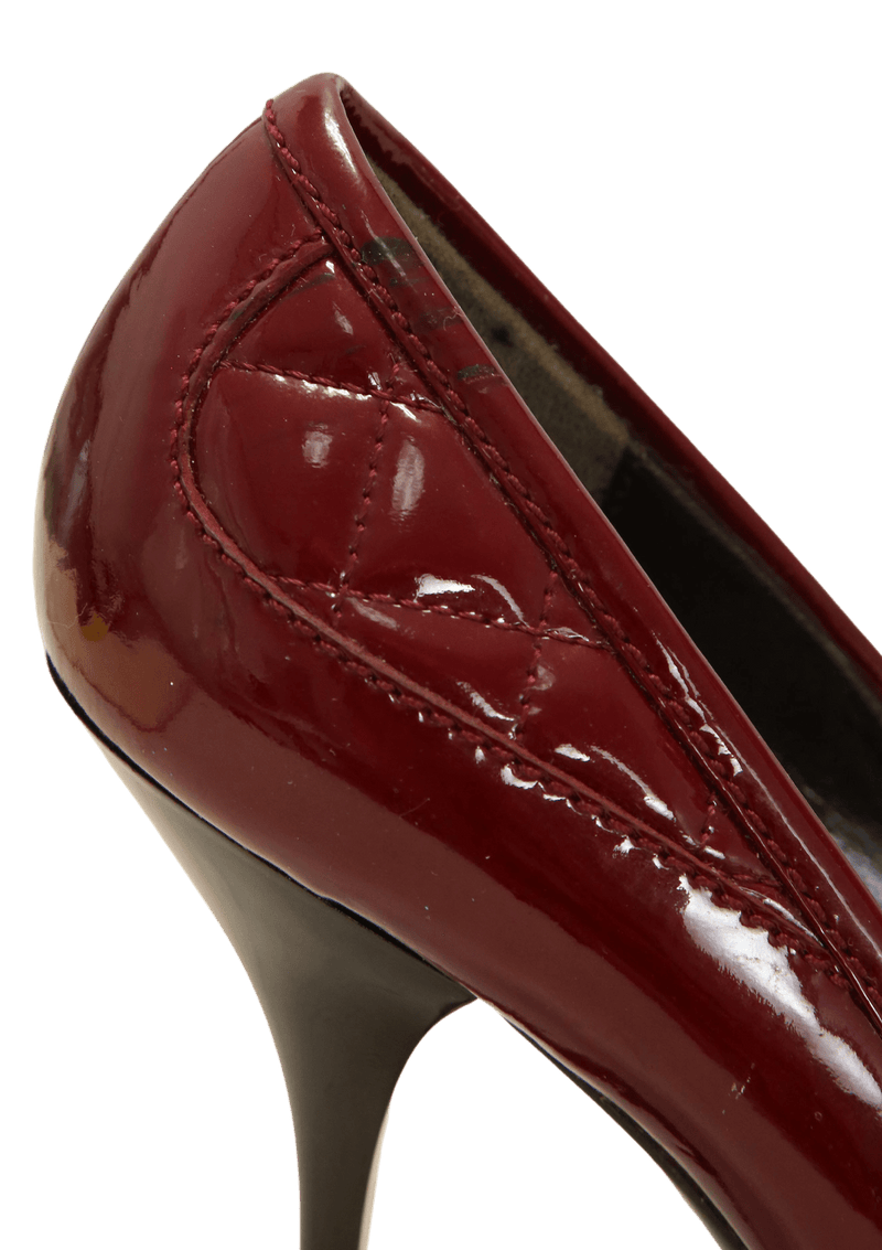 PATENT LEATHER PUMPS 35