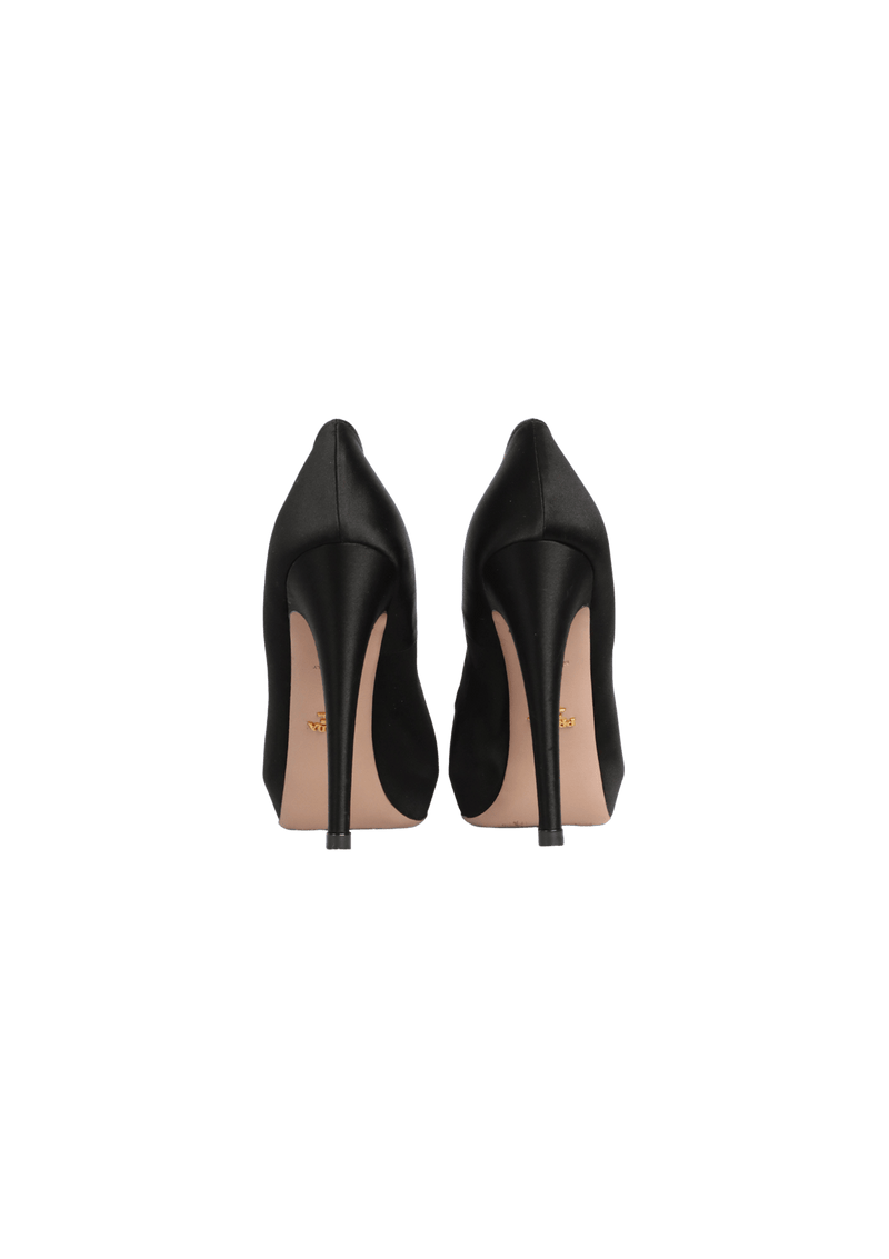 SATIN PUMPS 40