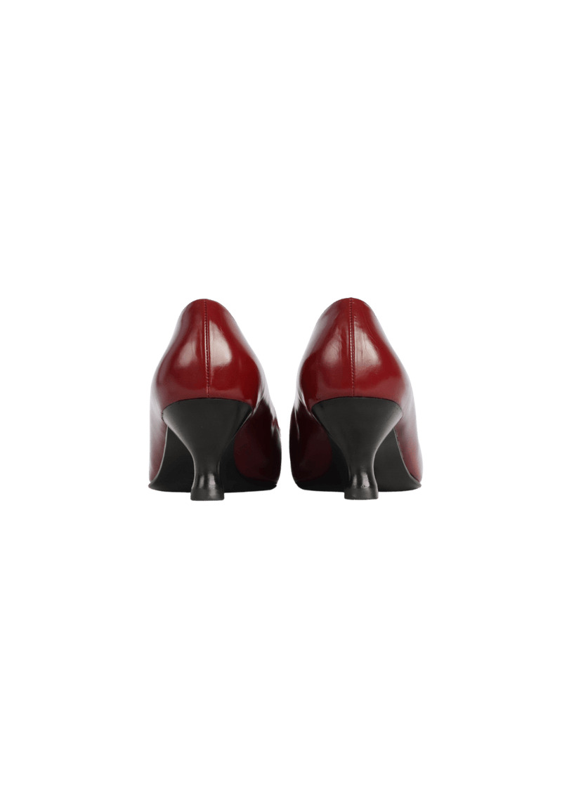 LEATHER PUMPS 35