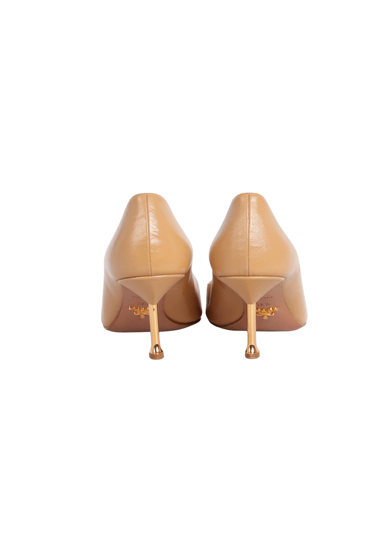 LEATHER PUMPS 38.5