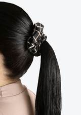 SILK SCRUNCHIE