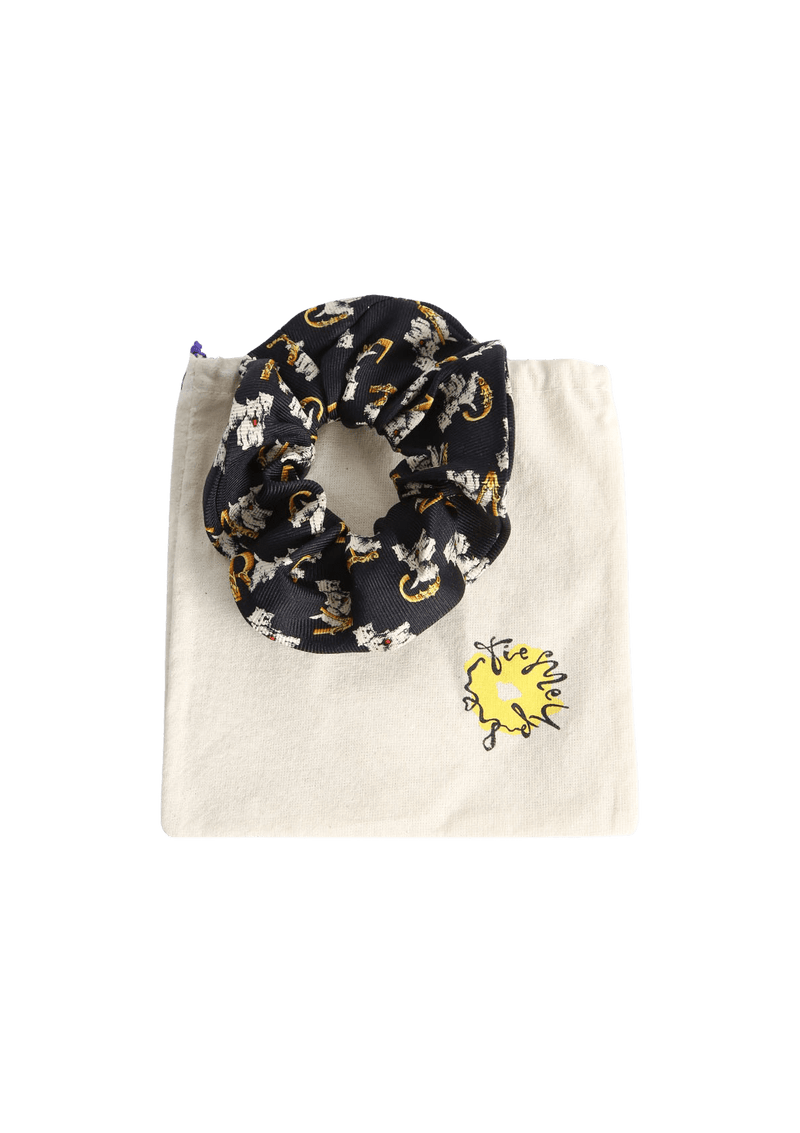 SILK SCRUNCHIE