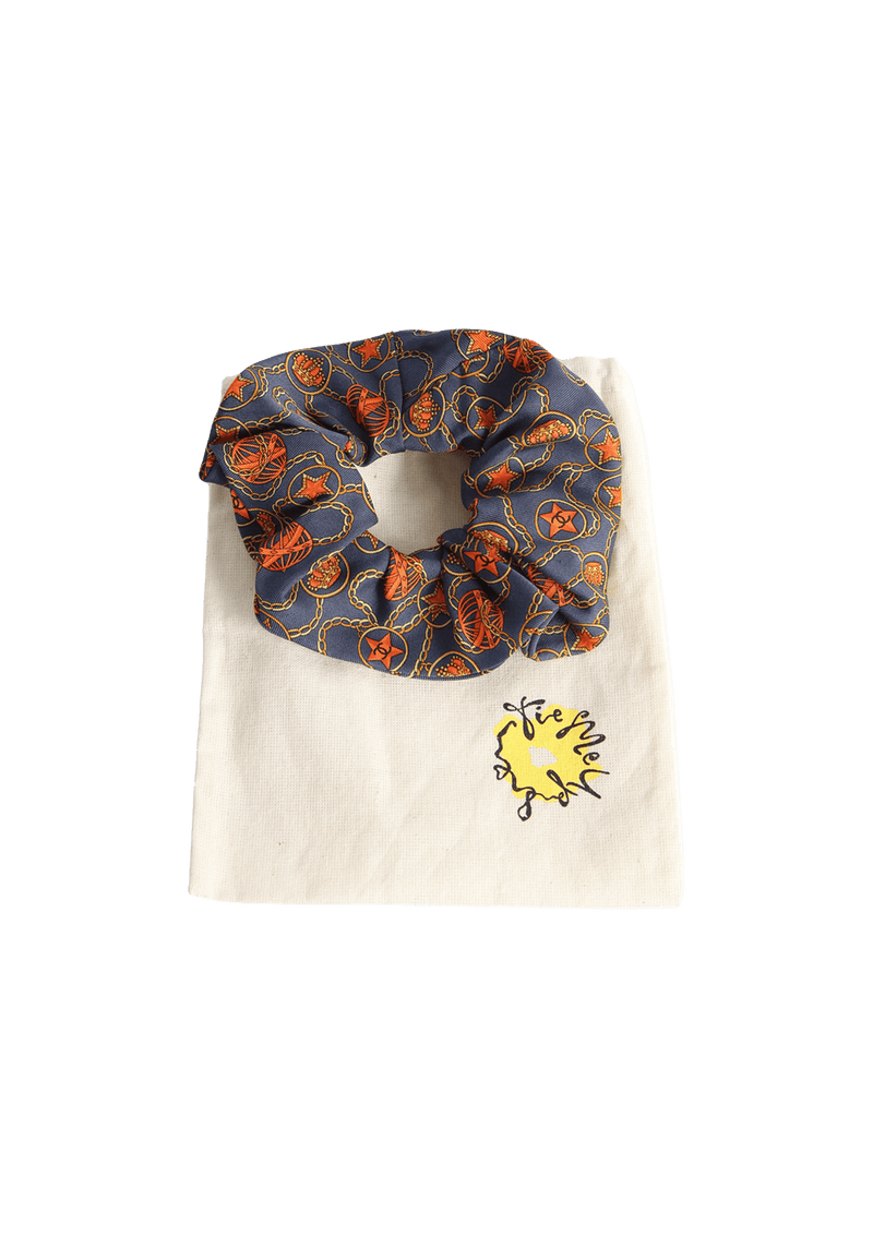 SILK SCRUNCHIE