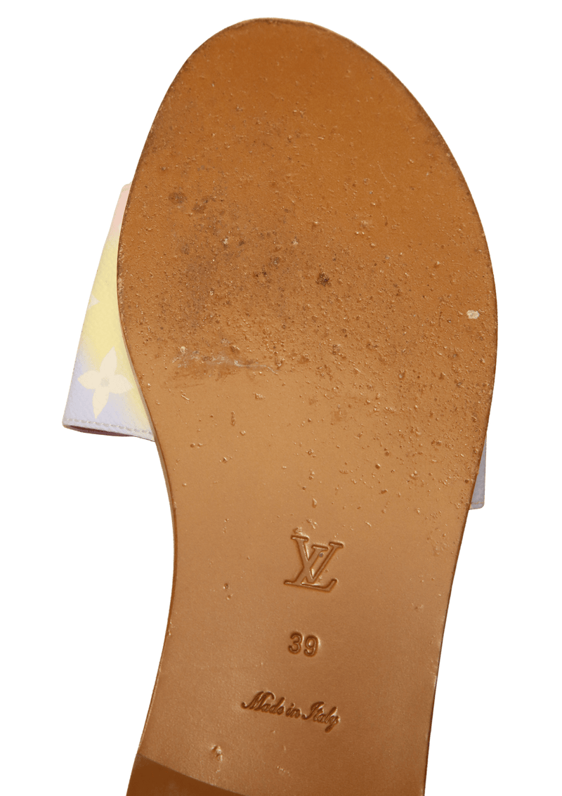 MONOGRAM SLIDES 37