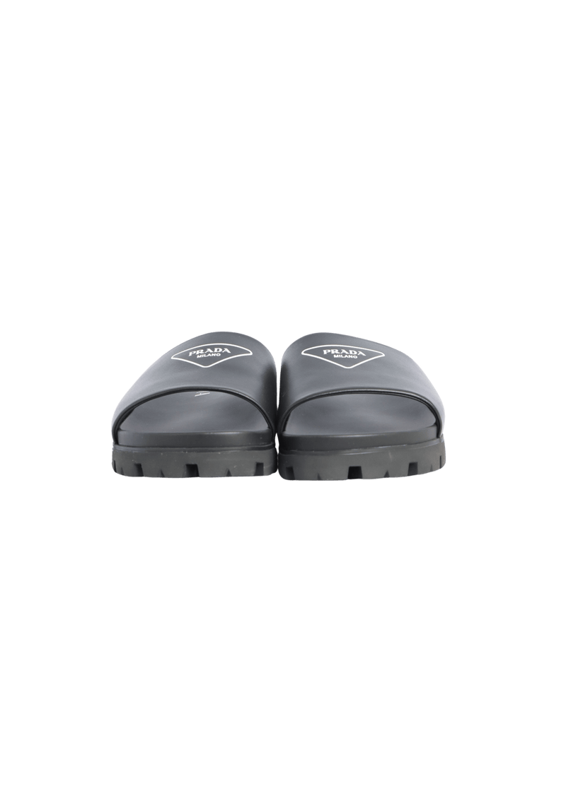 LEATHER LOGO SLIDES  40