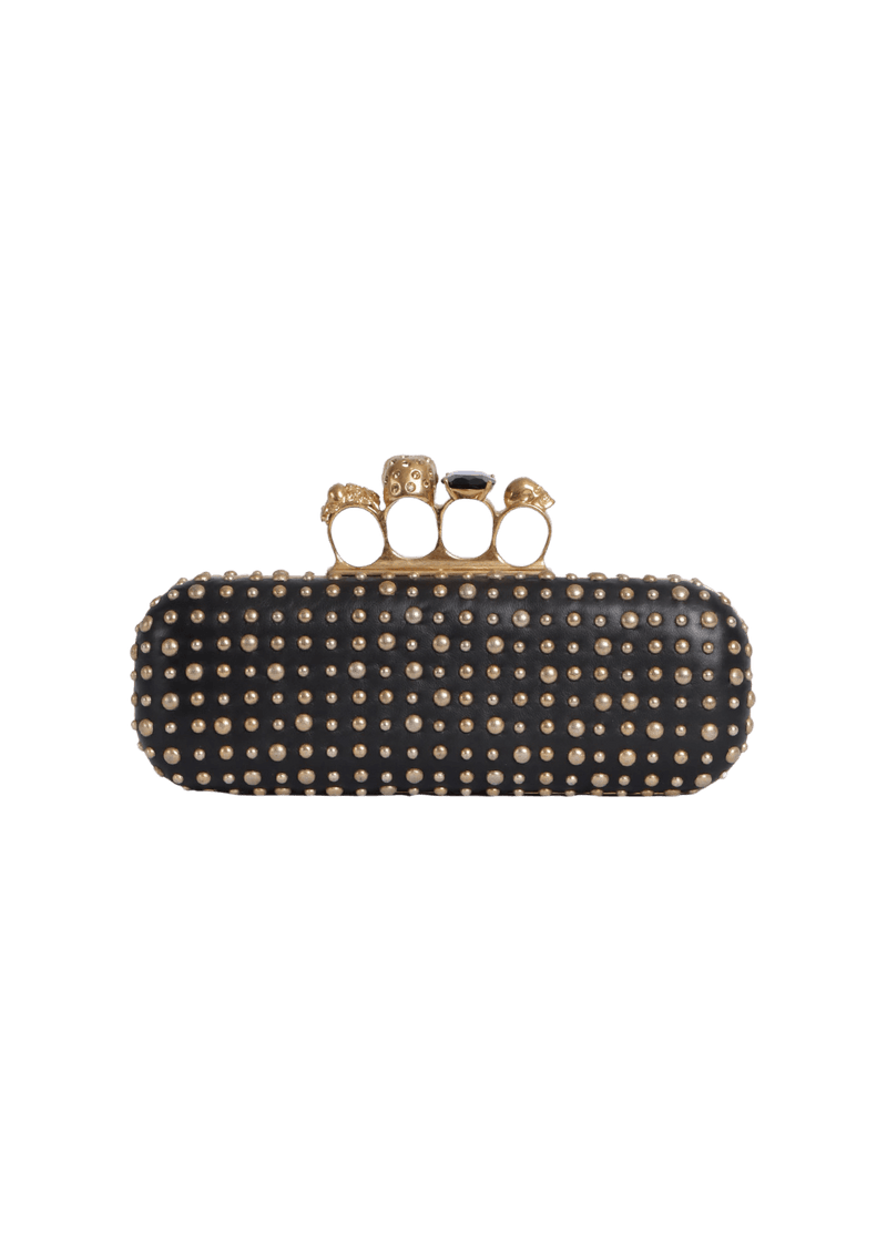 STUDDED KNUCKLE CLUTCH