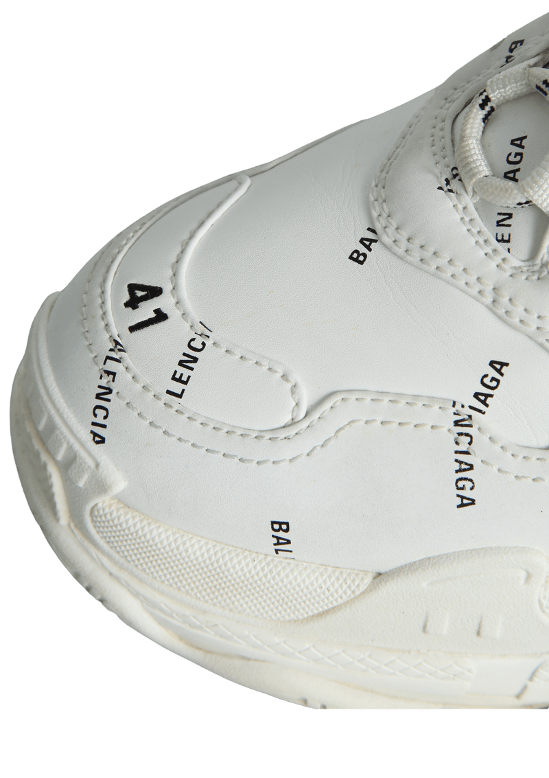 TRIPLE S ALLOVER LOGO SNEAKERS 40