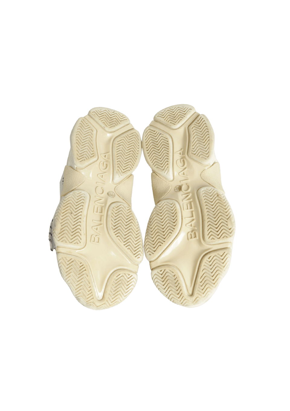 TÊNIS BALENCIAGA TRIPLE S CHUNKY SNEAKERS CINZA 36 ORIGINAL – Gringa TÊNIS BALENCIAGA TRIPLE S CHUNKY SNEAKERS CINZA 36 ORIGINAL – Gringa