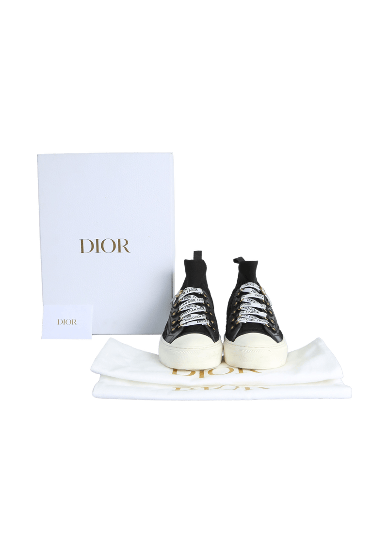 WALK N DIOR SNEAKERS 36.5