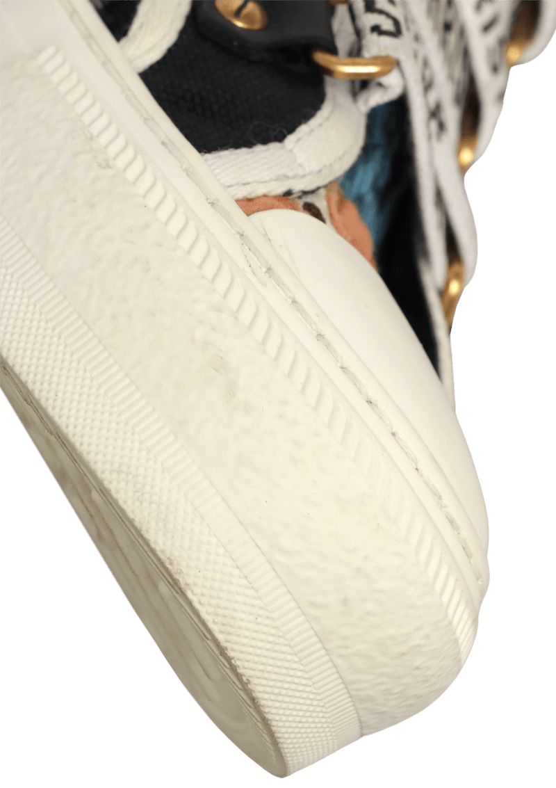 WALK'N DIOR EMBROIDERED SNEAKERS 34