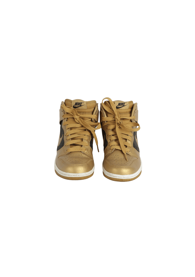 DUNK HIGH METALLIC GOLD 35