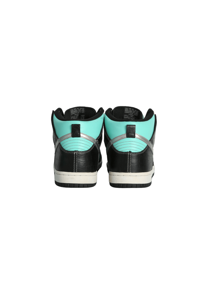 Nike sb cheap dunk tiffany high